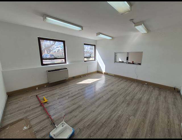 230M² OFFICE TO LET IN WOODMEAD